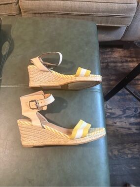 COACH Women's Helen Sunglow-White/Natural Sandal, Size: 8